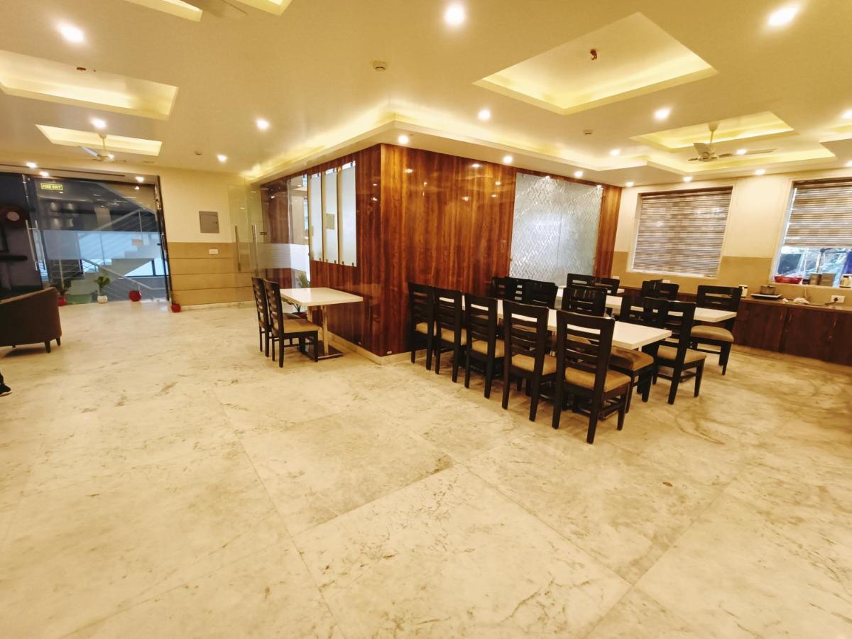 Mayda Inn- A Boutique Hotel New Delhi Buitenkant foto