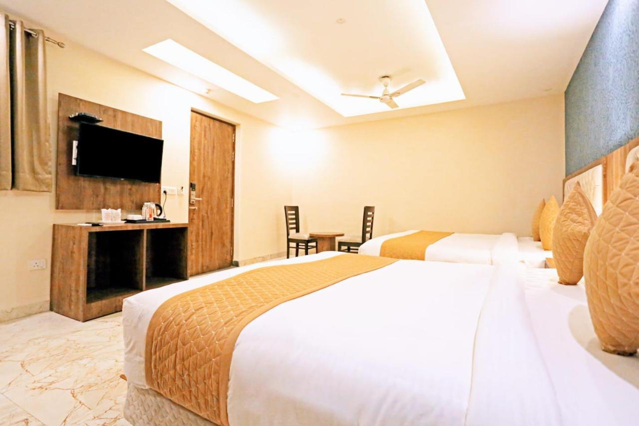 Mayda Inn- A Boutique Hotel New Delhi Buitenkant foto