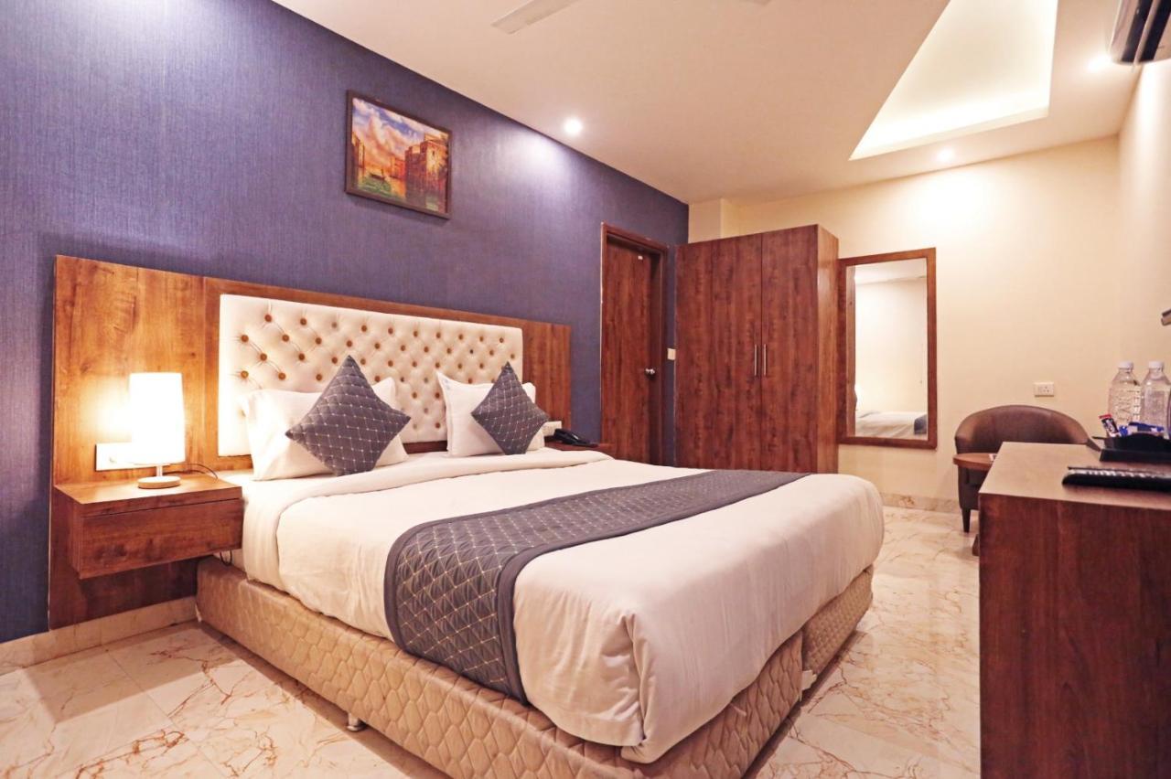 Mayda Inn- A Boutique Hotel New Delhi Buitenkant foto