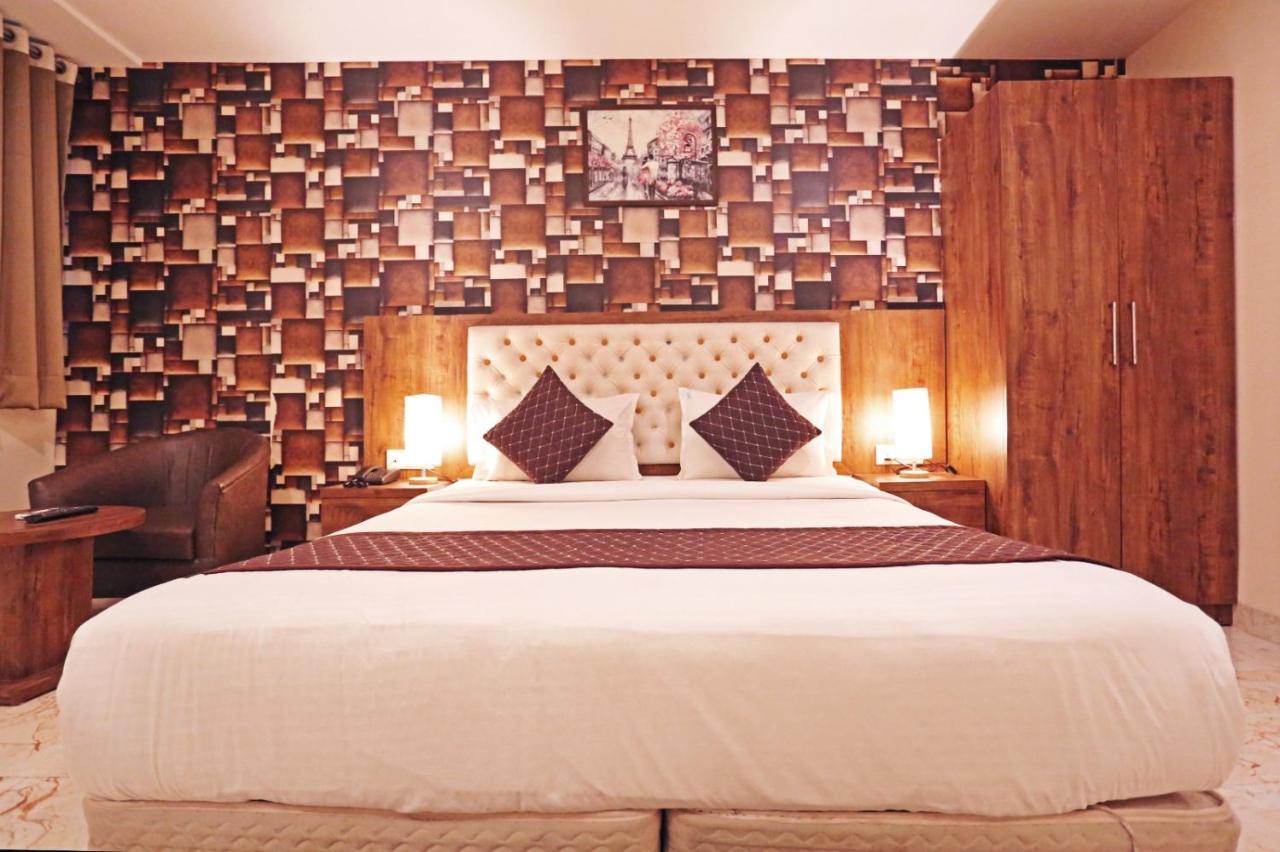 Mayda Inn- A Boutique Hotel New Delhi Buitenkant foto